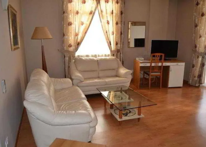 Arvi 4* Дуррес