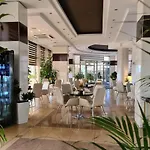Hotel Arvi 4*