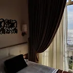 Arvi Hotel 4*