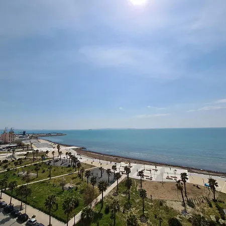 Arvi Hotel 4*