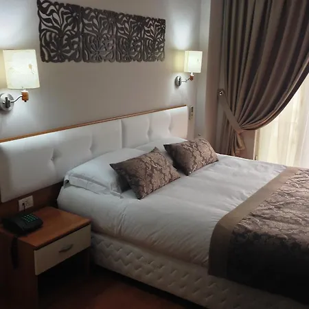Hotel Arvi 4*