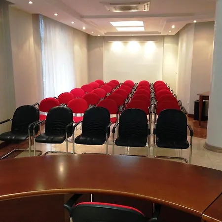 Hotel Arvi 4*