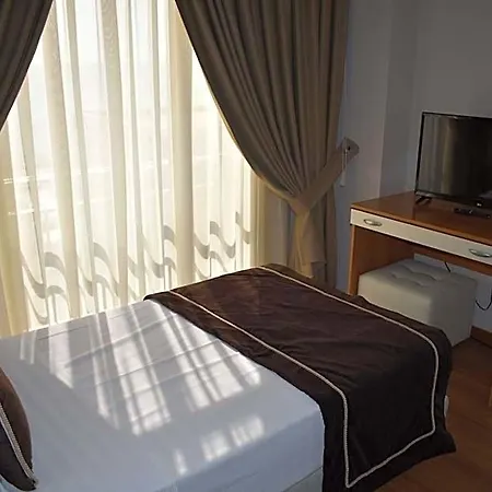 Hotel Arvi 4*