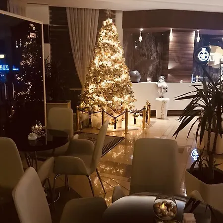 Hotel Arvi 4*
