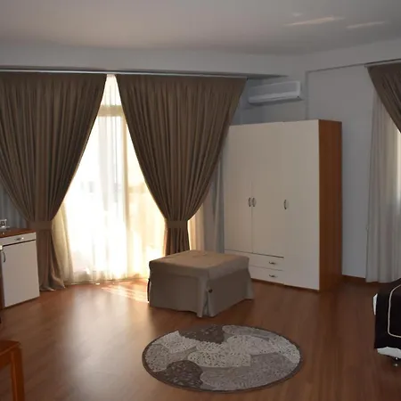 Hotel Arvi 4*
