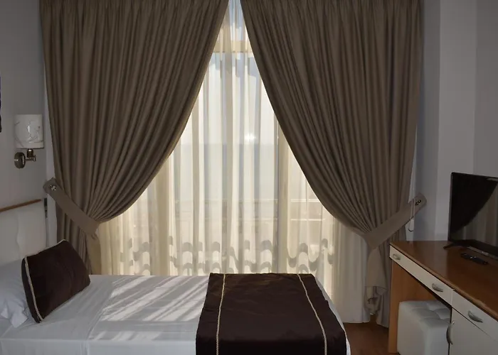 Arvi 4* ドゥラス